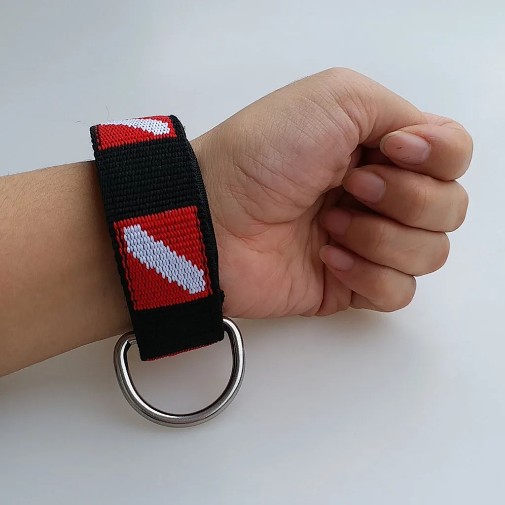 Nurkowanie z aparatem fotograf – D Ring Strap recenzja i cena